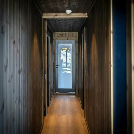 別荘 Architect-designed Near Hardangerfjord *
